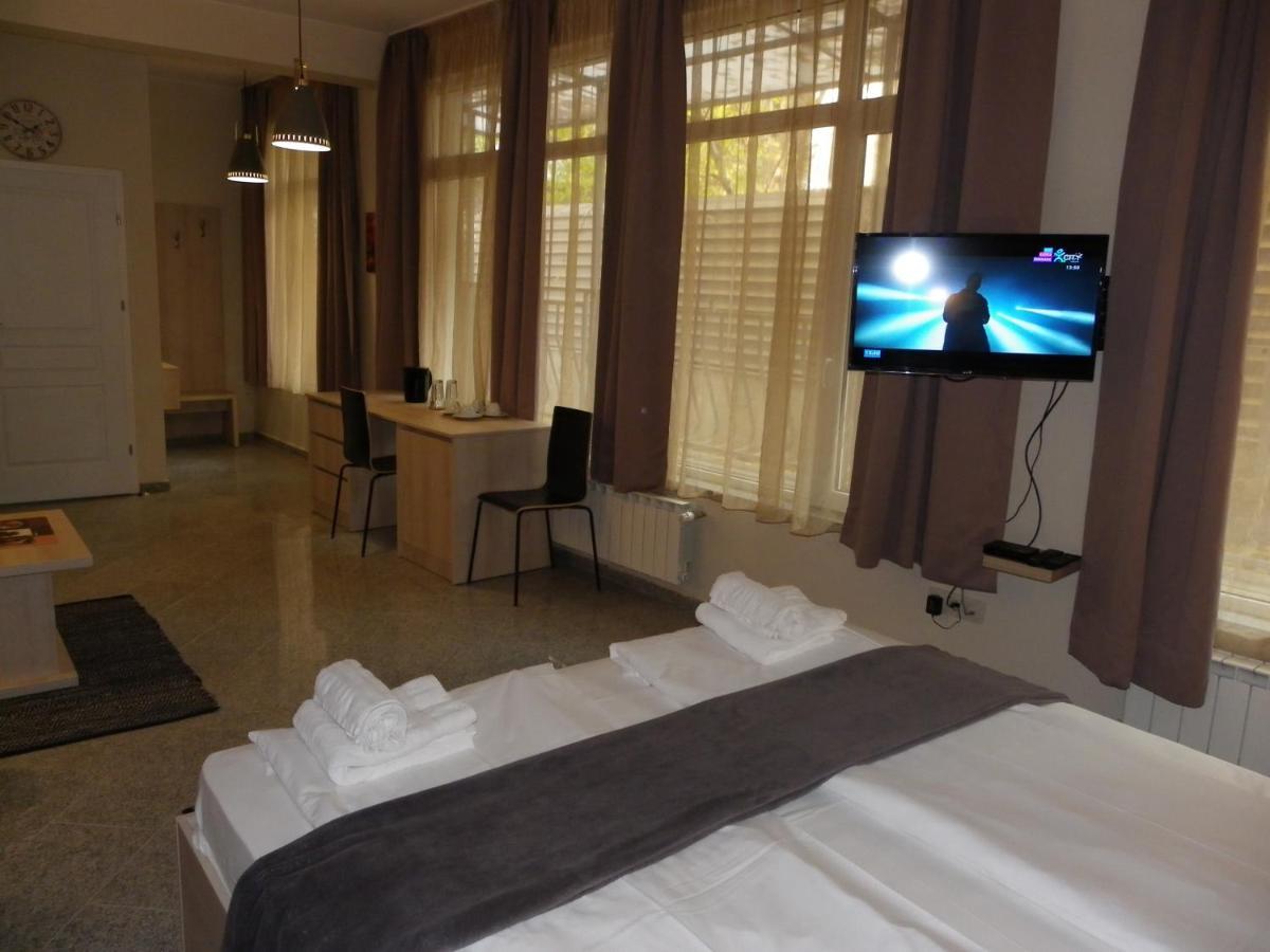Mini Sofia Apartment Ngoại thất bức ảnh